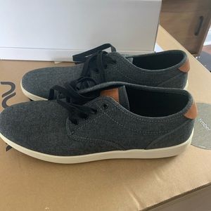 NWT Men’s Steve Madden shoes